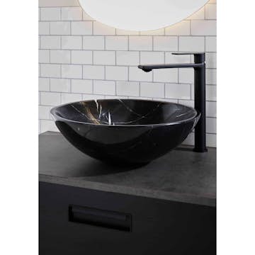 Tvättställ Noro Marble med Tvättställsblandare Neo