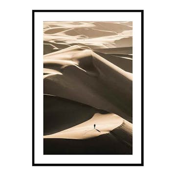 Poster Gallerix Walking In Desert