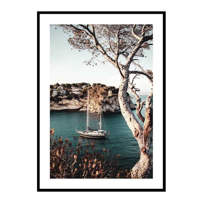 Poster Gallerix Boat In Bay
