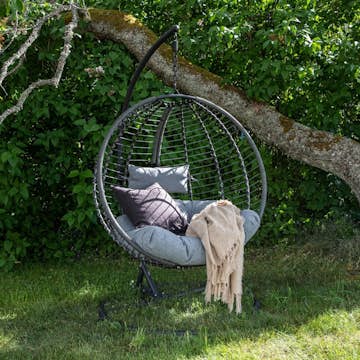 Hängstol Venture Home Bacolod Hänggunga Utomhus i Svart Stål med Dyna