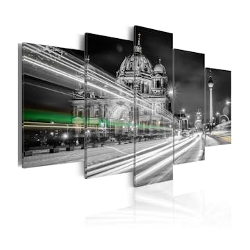 Tavla Arkiio Berlin At Night