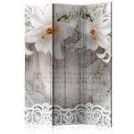 Rumsavdelare Arkiio Lilies And Quilted Background 135x172 cm