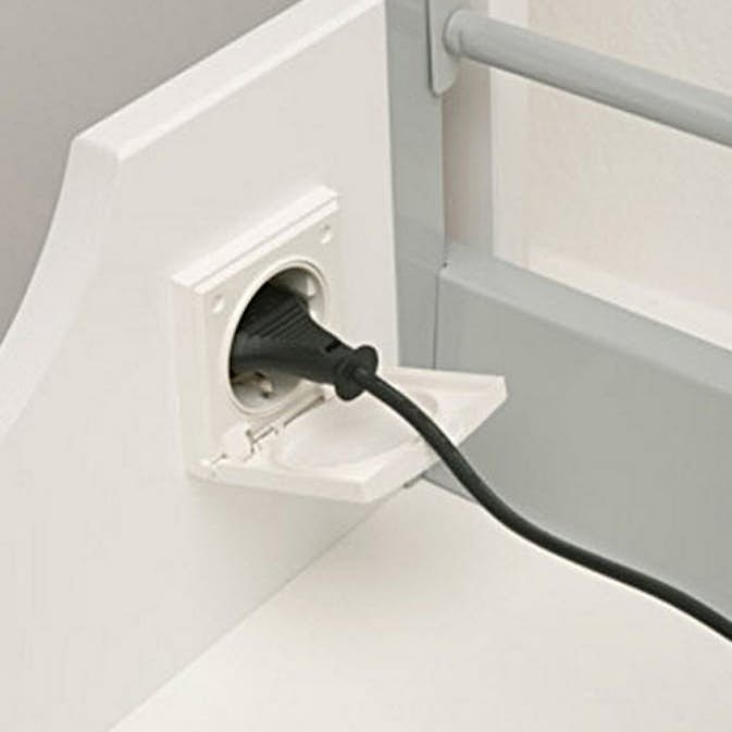 Eluttag Miller Badrum till Tvättställsskåp