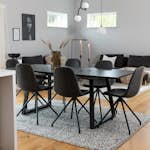 Matgrupp Venture Home Ina med 6 Pobbie Stolar