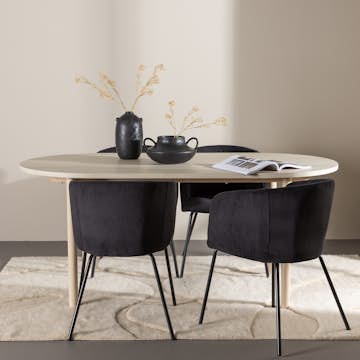 Matgrupp Venture Home Andy 180 med 4 st Berit Stolar