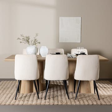 Matgrupp Venture Home Olivia 210 med 6 st Leone Stolar