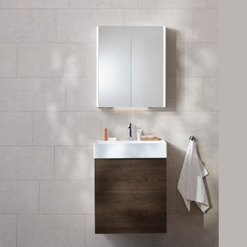 Möbelpaket Miller Badrum New York med Edge Tvättställ och Spegelskåp