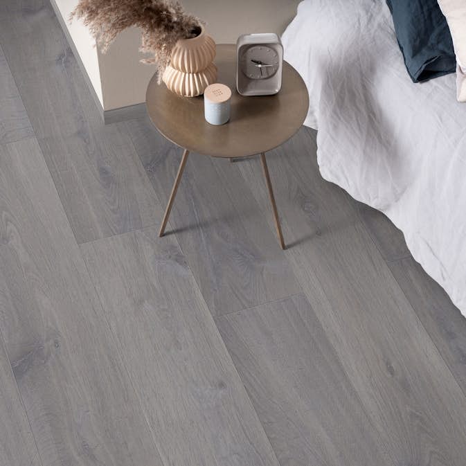 Laminatgolv Pergo Modern Plank 4V - Sensation Urban Grey Oak 1-Stav