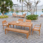 Matgrupp Utomhus Stockamöllan Gunnaröd med Träbord, 4 Trästolar, Bänk & Dynor