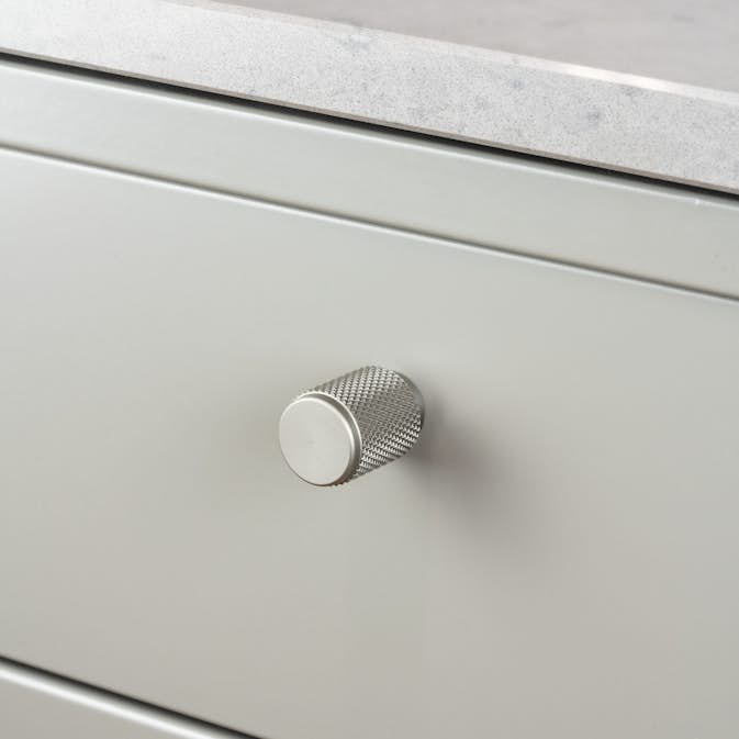 Knopp Beslag Design Riff