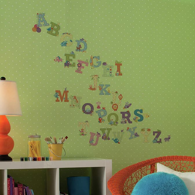 Väggdekor RoomMates Animal Alphabet Dena Designs