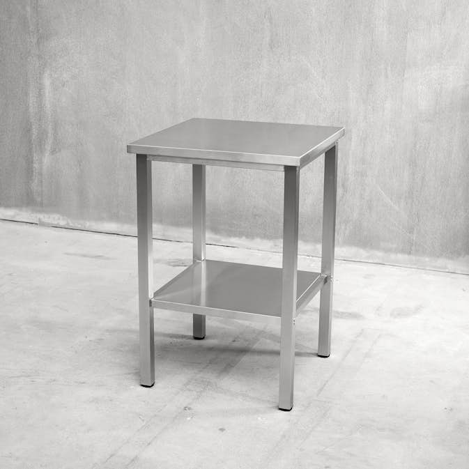 Bänkstativ Vilan Stainless Variant med Toppskiva & Underhylla