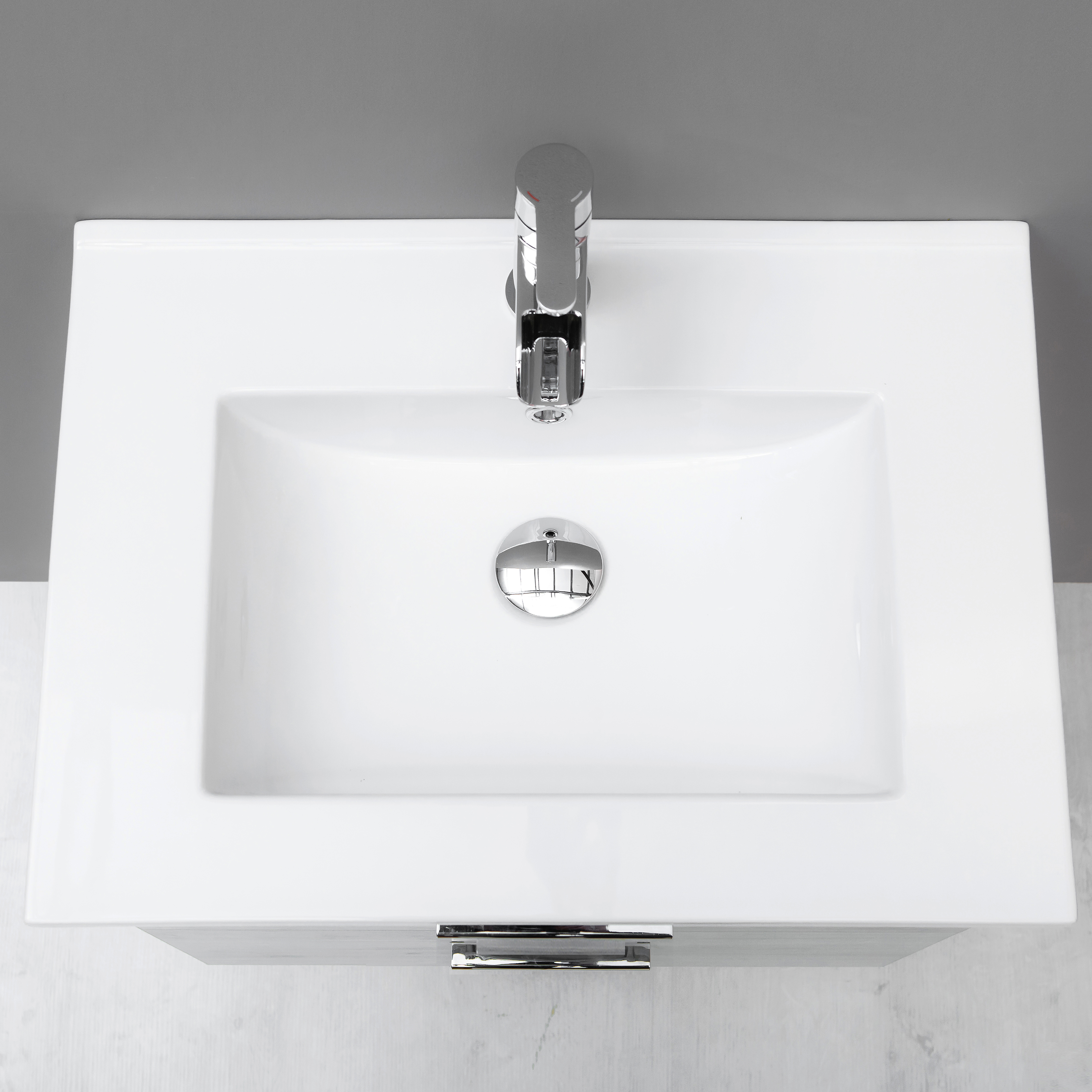 Möbelpaket 4AQUA Slim Vit 60 med Lådor och Spegel Luna LED