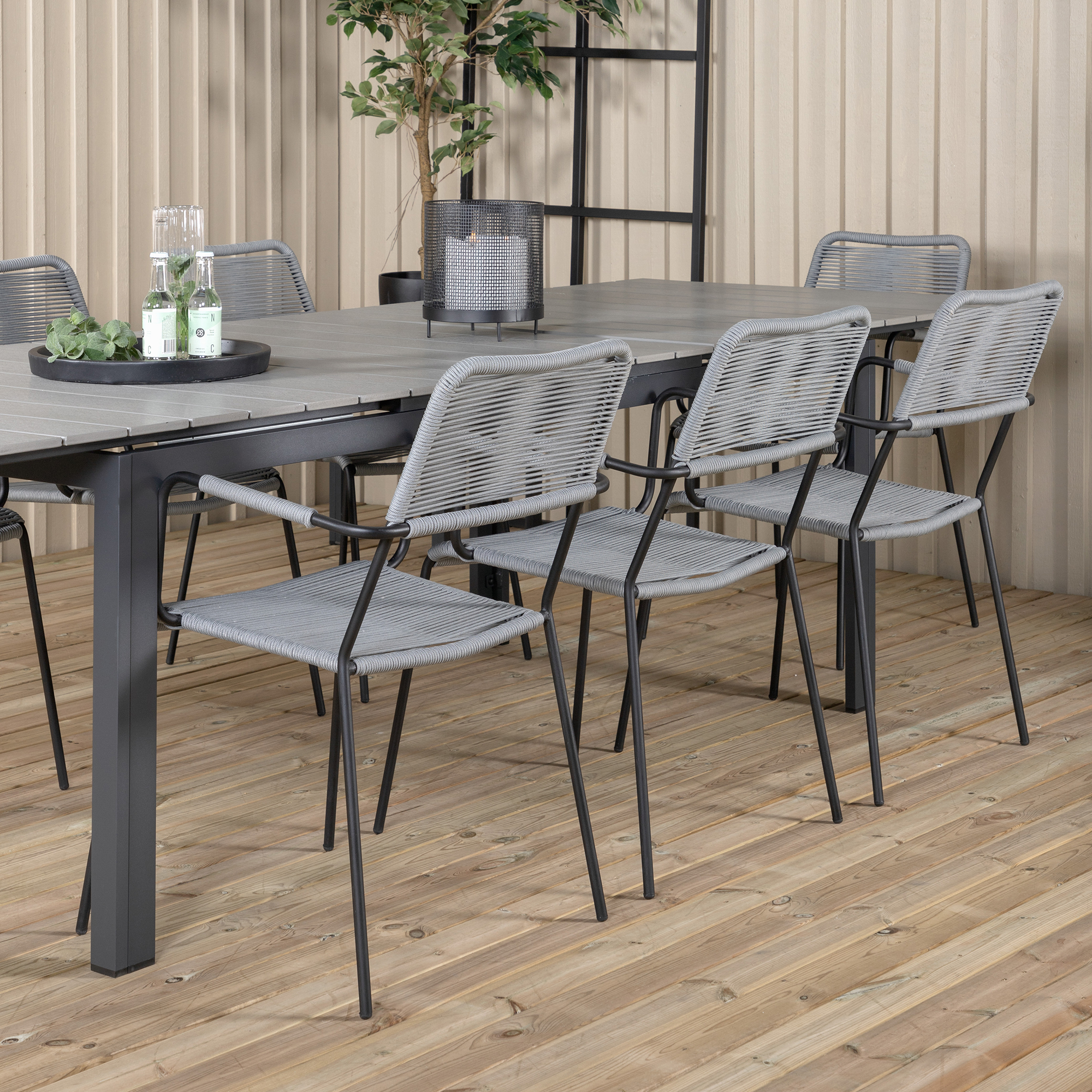 Matgrupp Venture Home Lova 224 med 8 Leon Matstolar