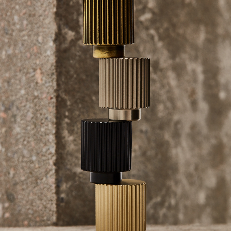 Knopp Beslag Design Helix Stripe