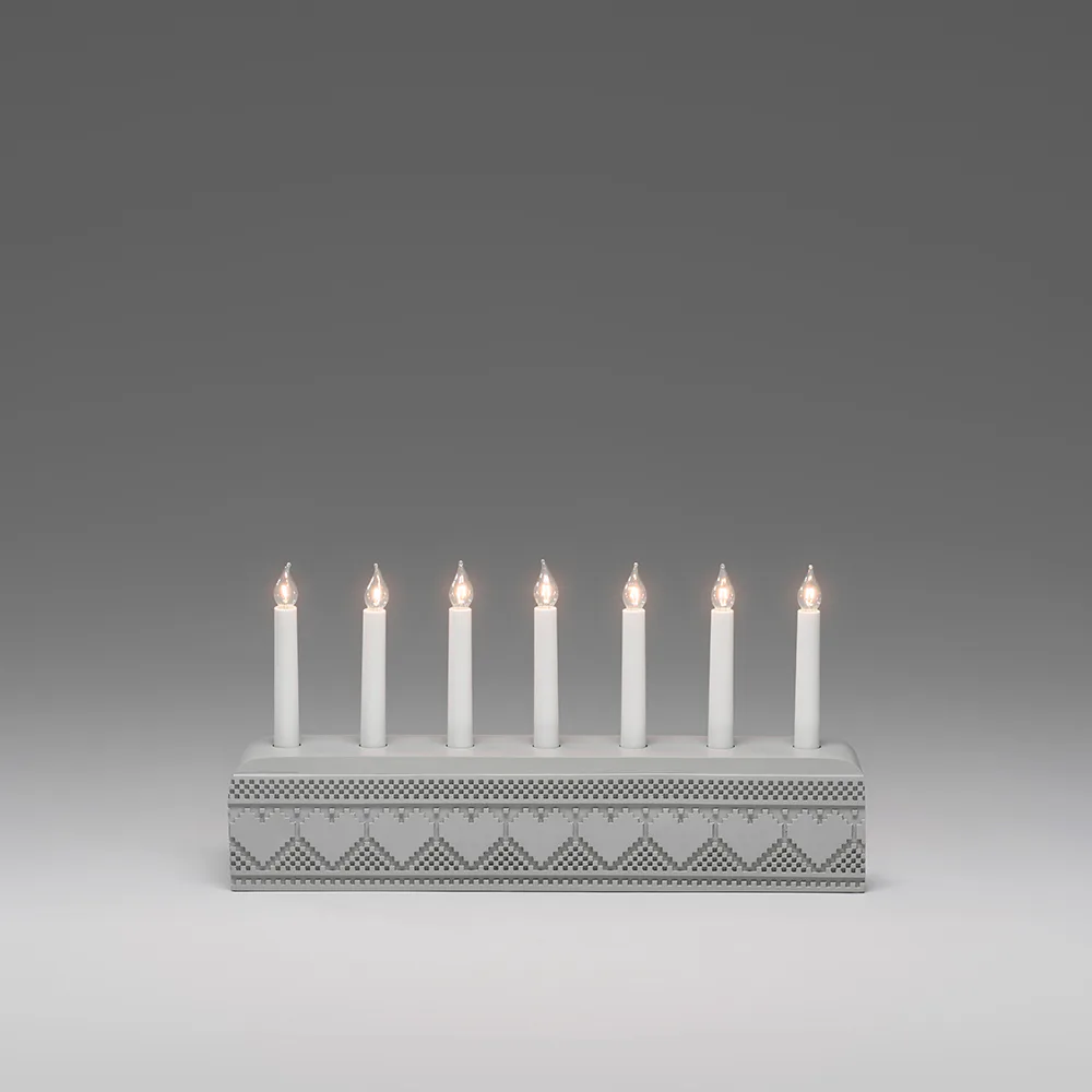 Grå