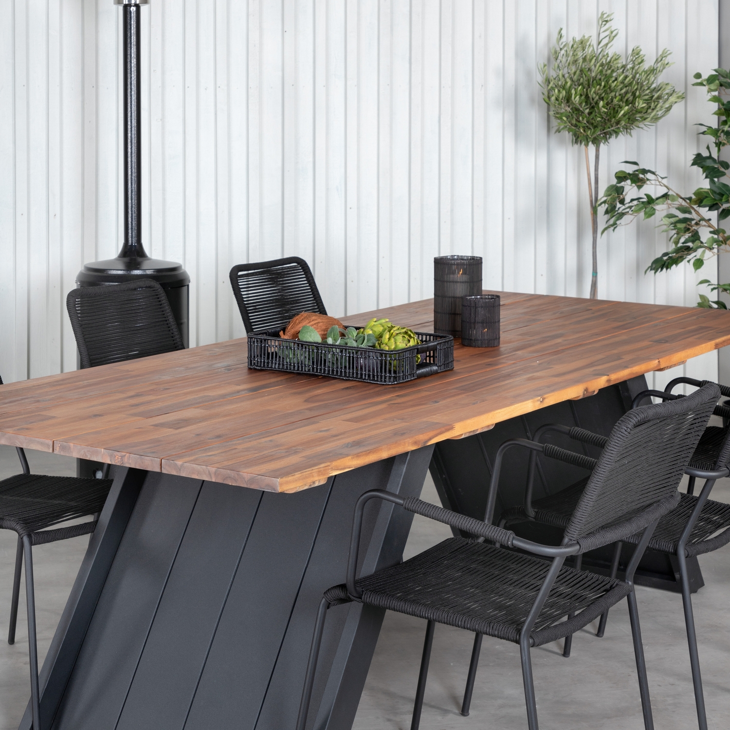 Matgrupp Venture Home Doni med 6 Lumi Karmstolar