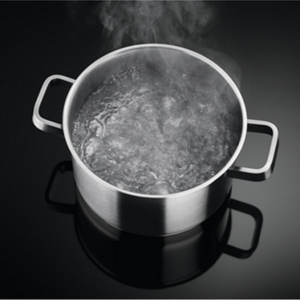 Induktionshäll Electrolux HOI650MF