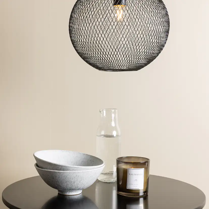 Matgrupp Venture Home Bistro Ø60 cm med 2 st Adesto stolar