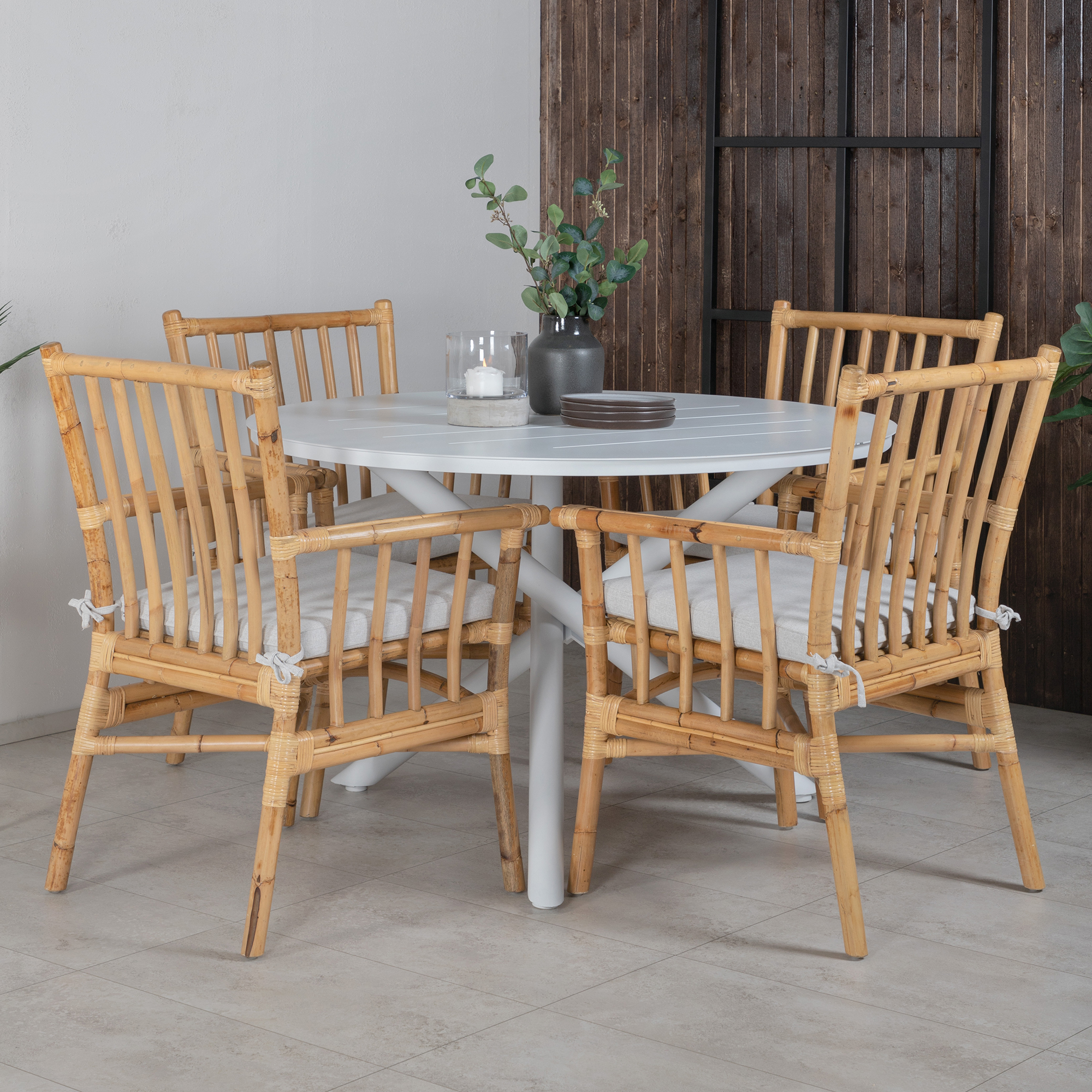 Matgrupp Venture Home Ande med 4 Coby Matstolar