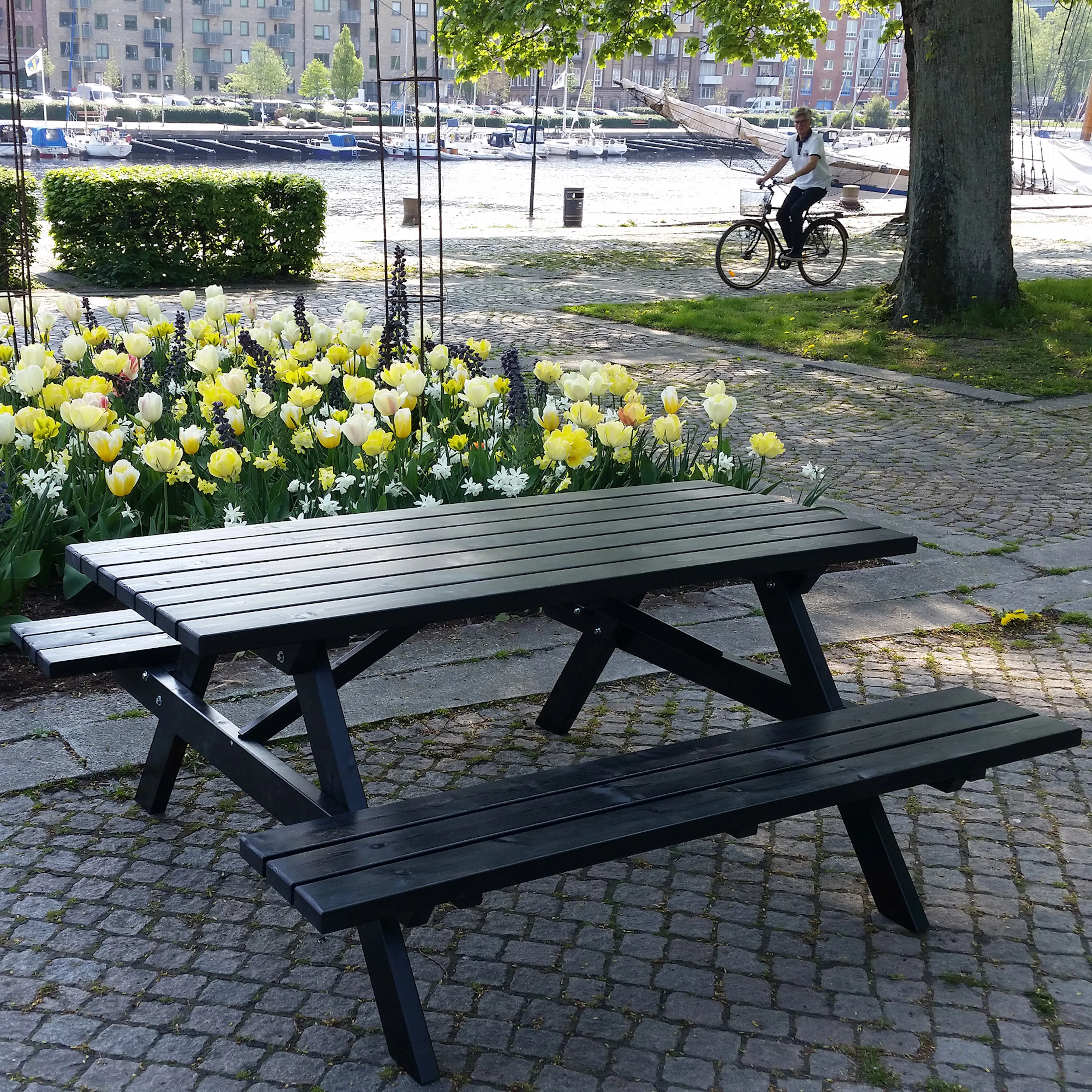 Svart