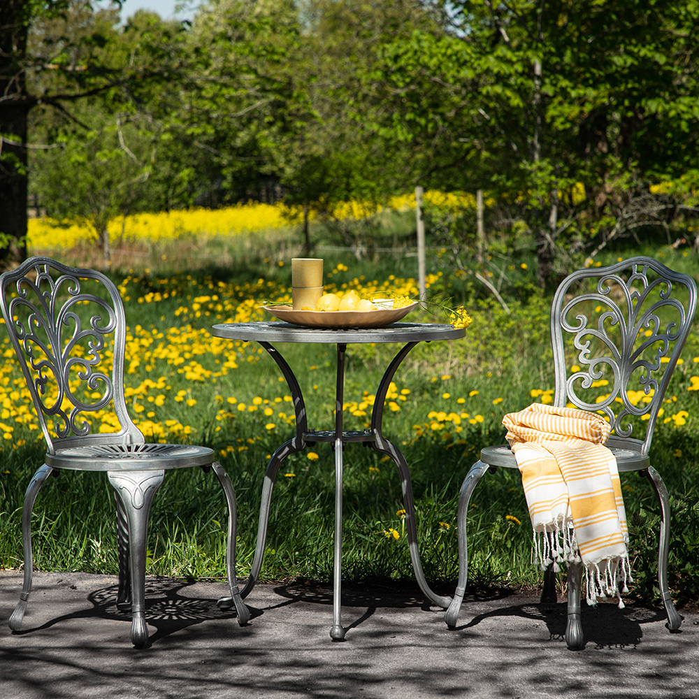 Cafégrupp Venture Home Nandin ø60 cm med 2 Stolar