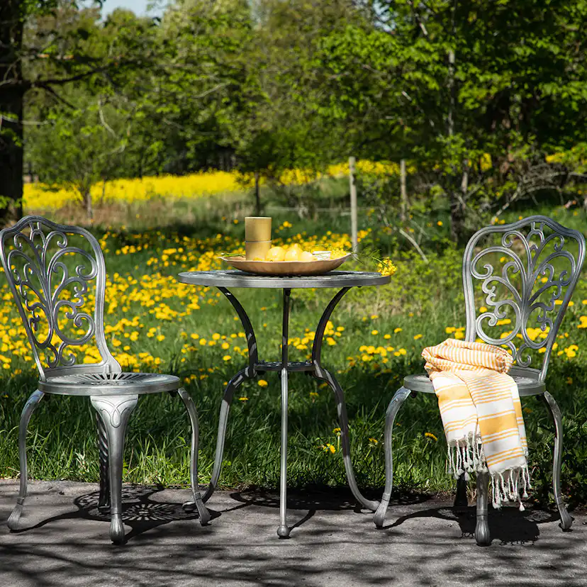 Cafégrupp Venture Home Nandin ø60 cm med 2 Stolar