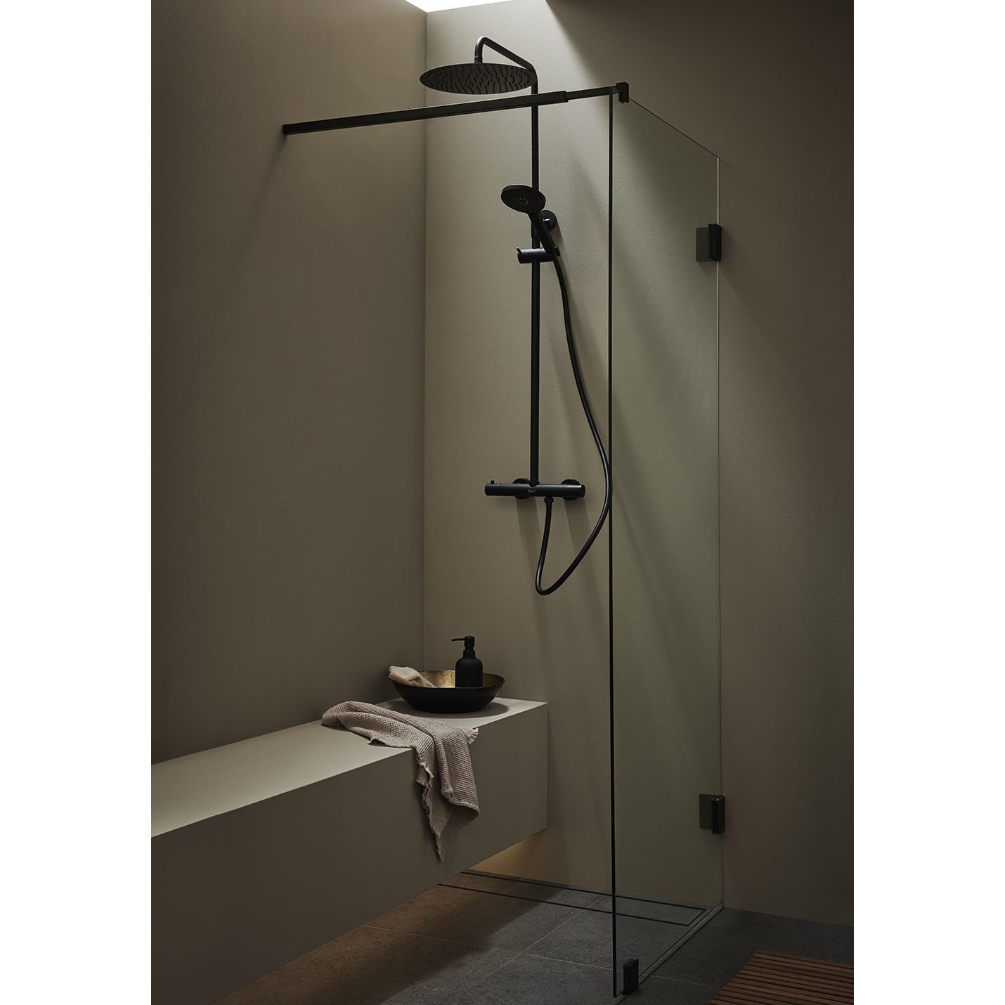 DUSCHVÄGG INFINITY 80 SVART Svart , Bredd: 784 mm