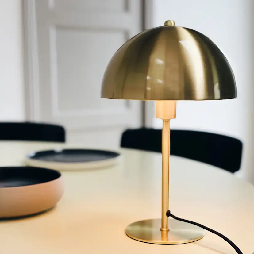 Bordslampa Dyberg Larsen French collection Lyon