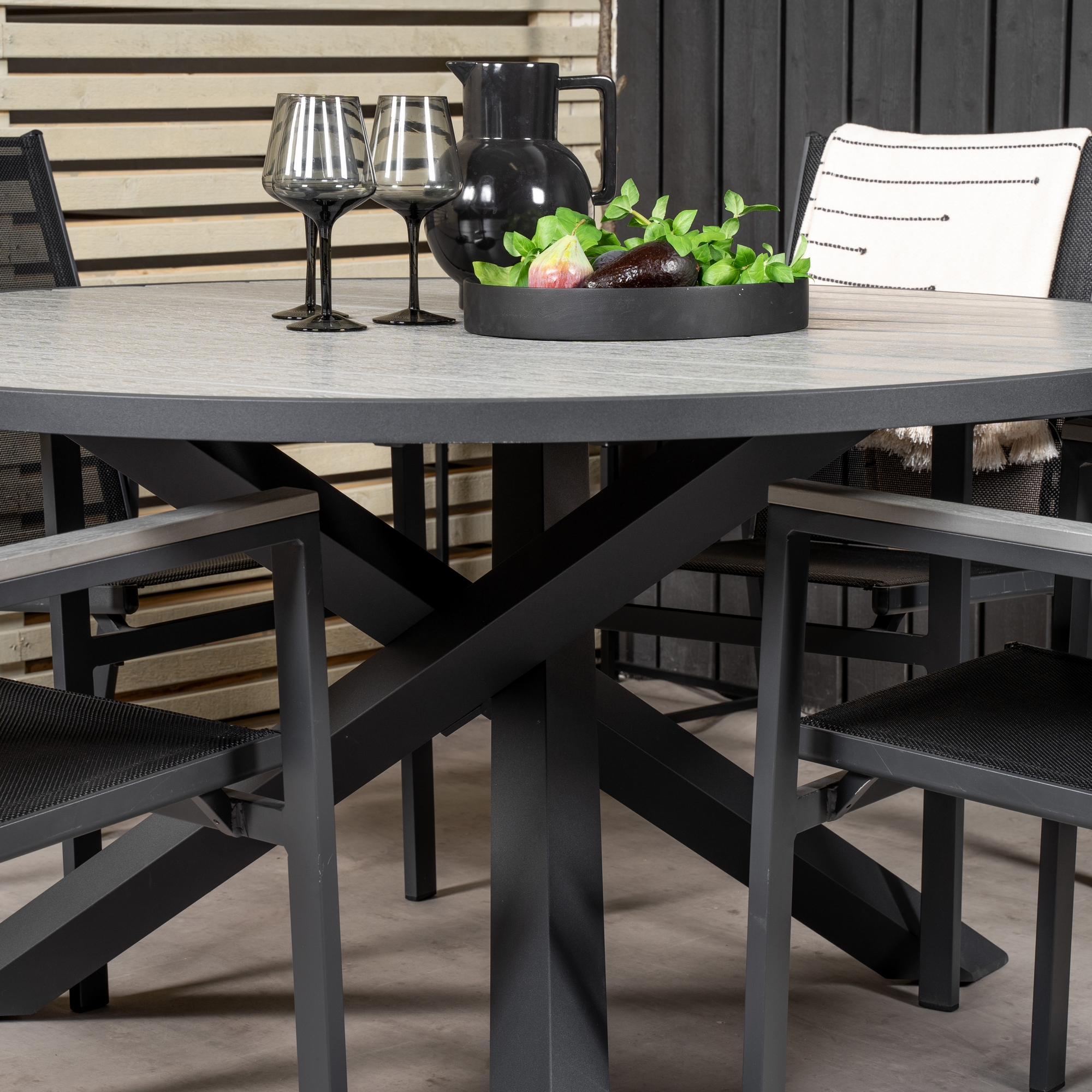 Matgrupp Venture Home Pincy Ø140 med 4 Pincy Stolar
