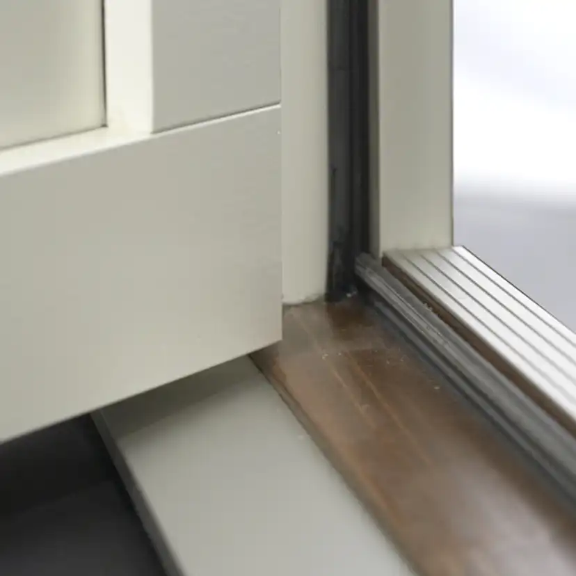 Fönsterdörr Outline Enkeldörr 3-Glas Trä