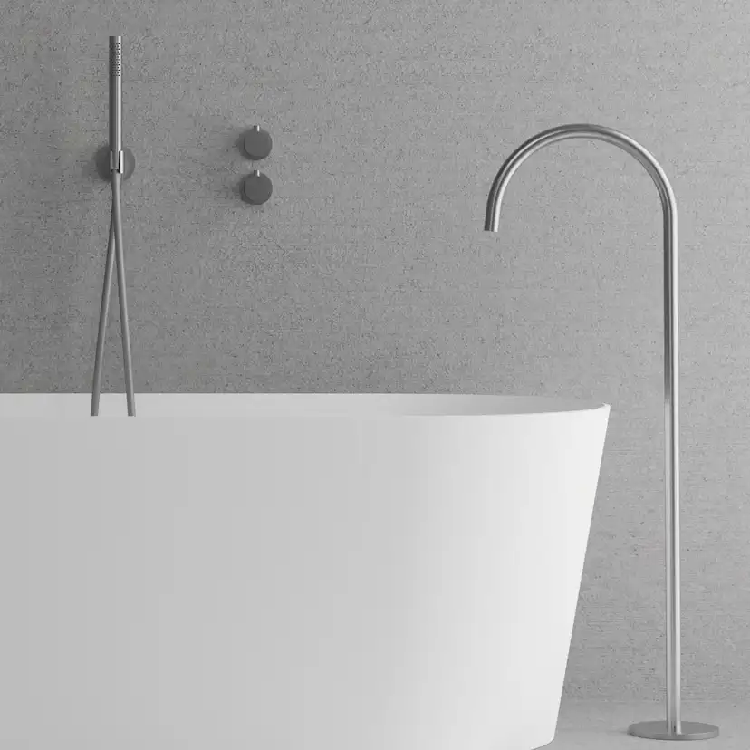 Takduschset Scandtap Steel Harmonized Bliss 4 med Badkarsfblandare för Inbyggnad