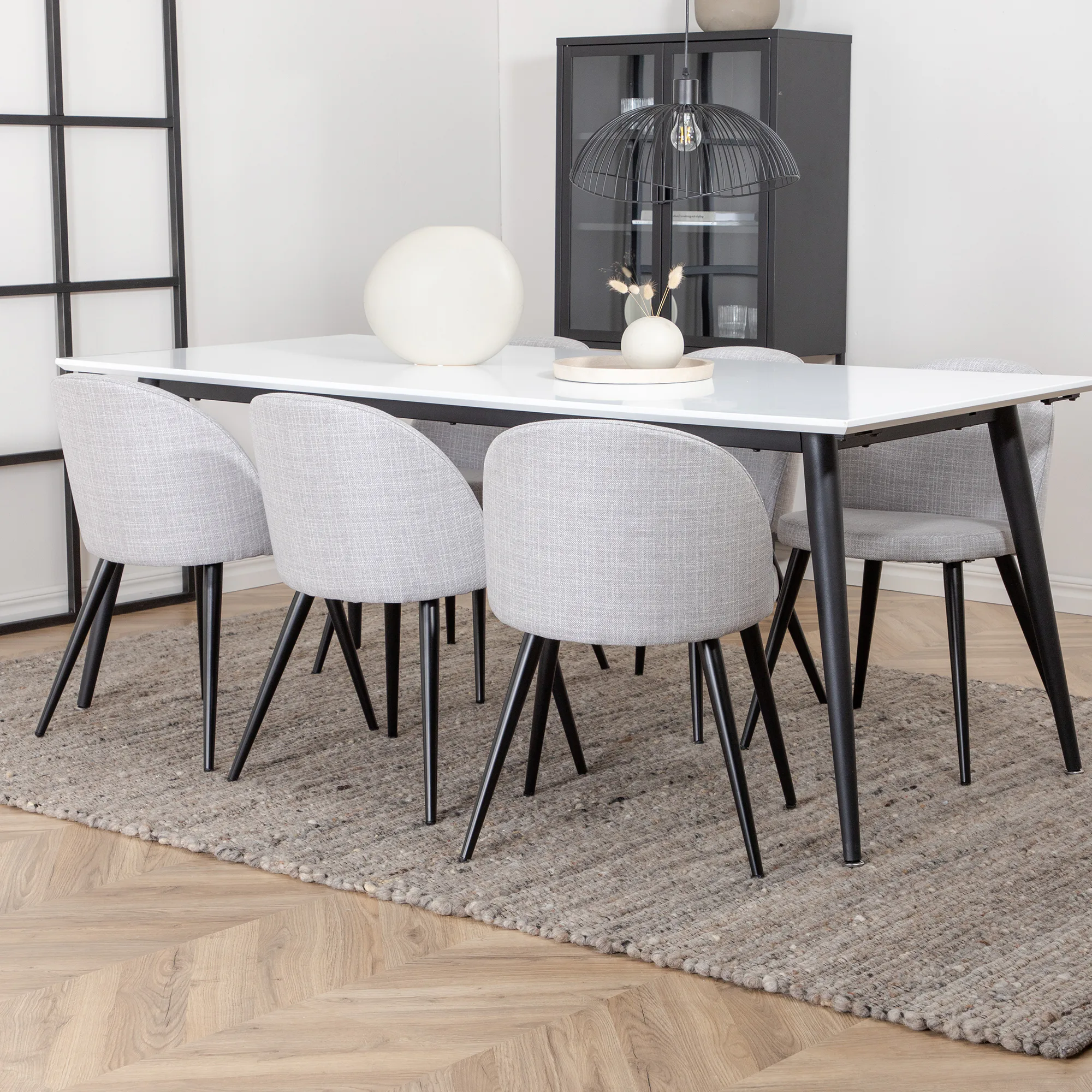 Jimmy Dining Table - Black / White HPL+Velvet Dining Chiar - Ljusgrå