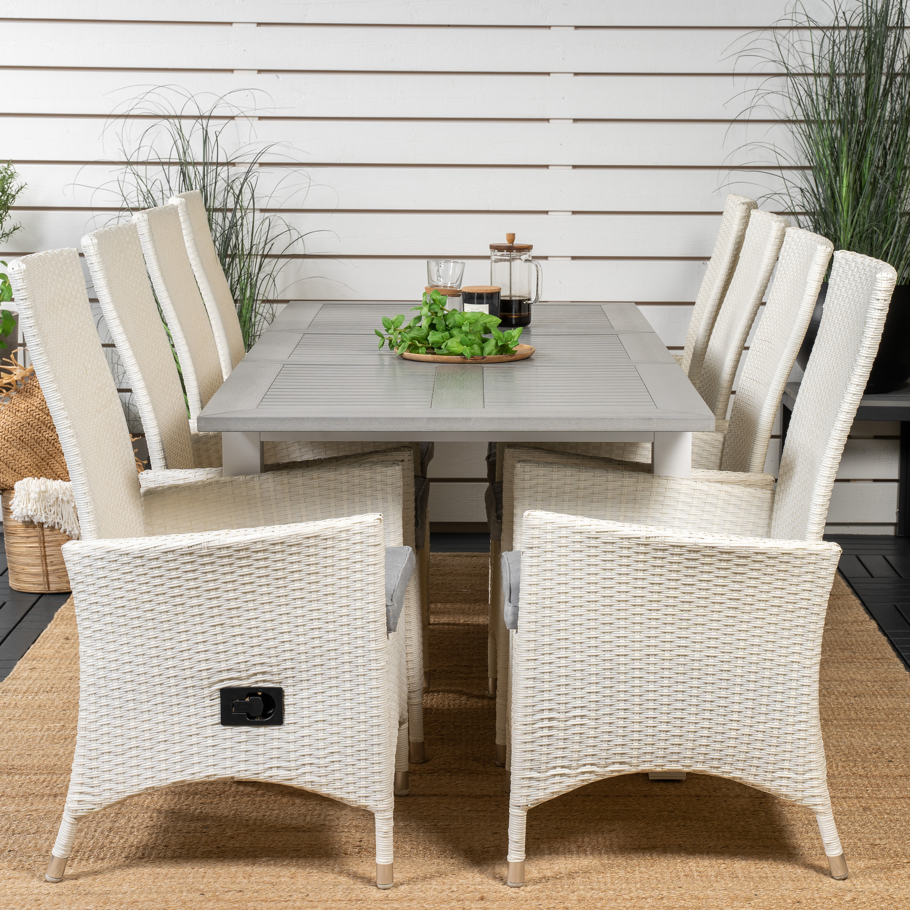 Matgrupp Venture Home Aleyna 160/240 med 8 Pishi Matstolar