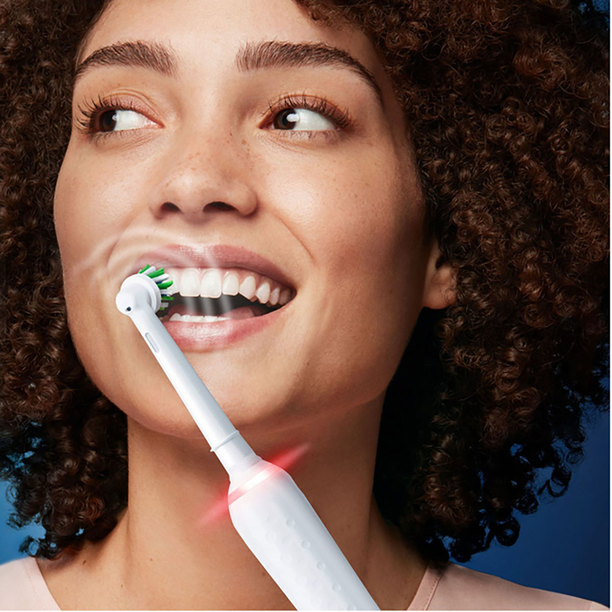 Eltandborste Pro3 3000 White Sensi Vit