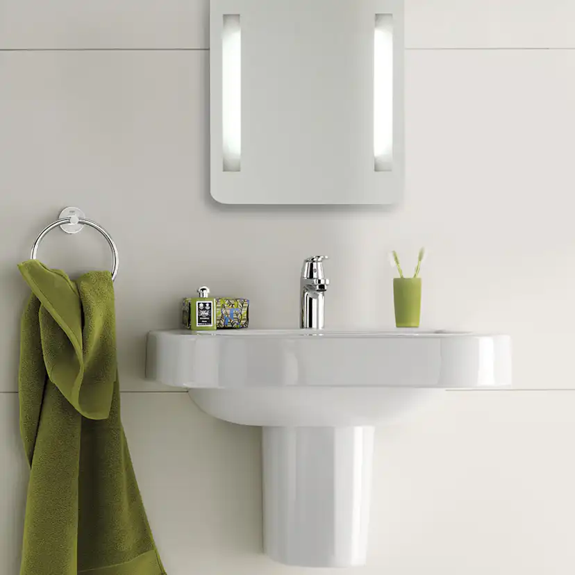 Tvättställsblandare Grohe Eurosmart Cosmopolitan 32825 med Lyftventil