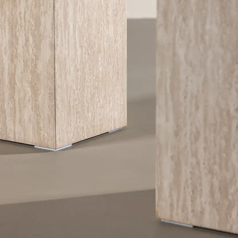 Piedestal Vind Ramsvik Travertine 95 cm
