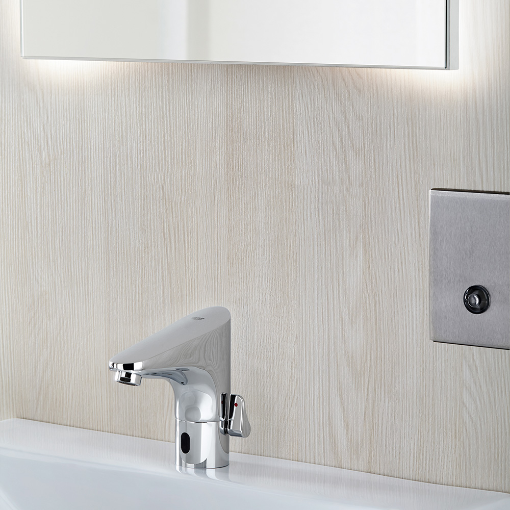 Tvättställsblandare Grohe Europlus E Beröringsfri