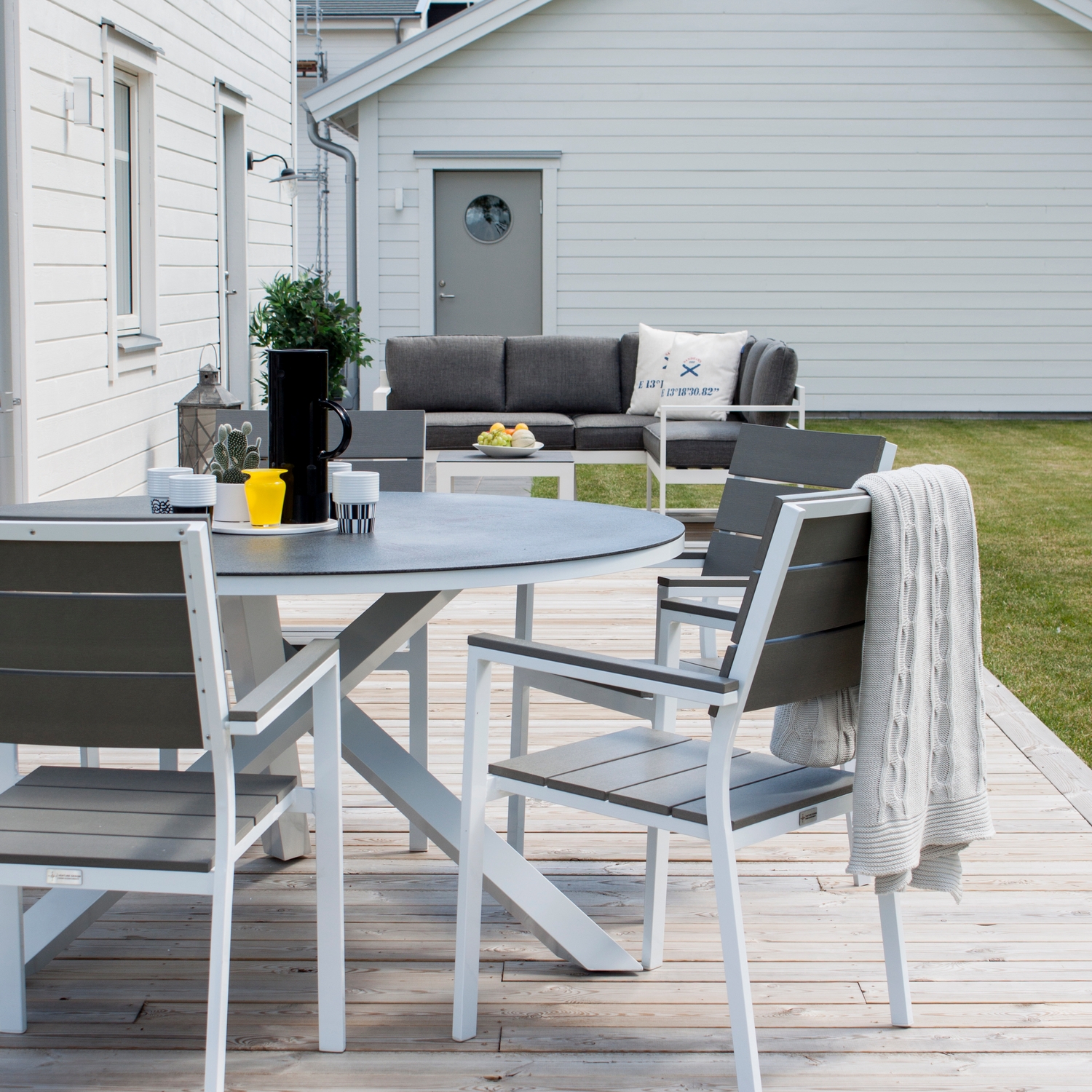 Matgrupp Venture Home Copacabana med 6 Lova Karmstolar