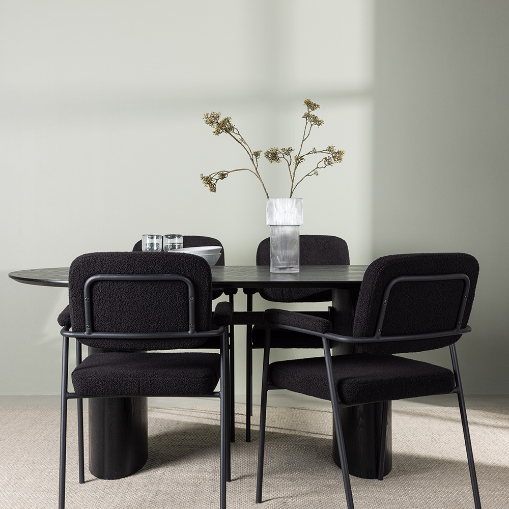 Matgrupp Venture Home Isolde med 4 st Yesterday stolar