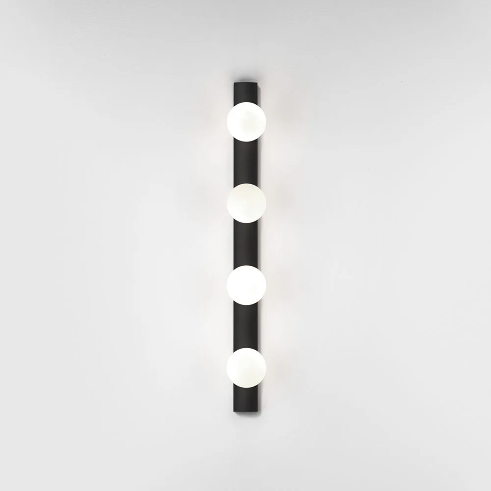 Vägglampa Astro Cabaret 4