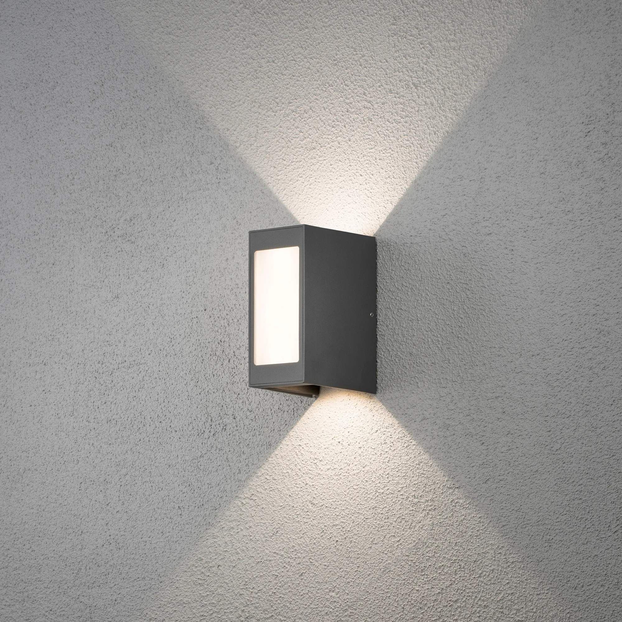 Vägglykta Gnosjö Konstsmide Cremona Upp/Ned/Fram 3X3W High Power LED