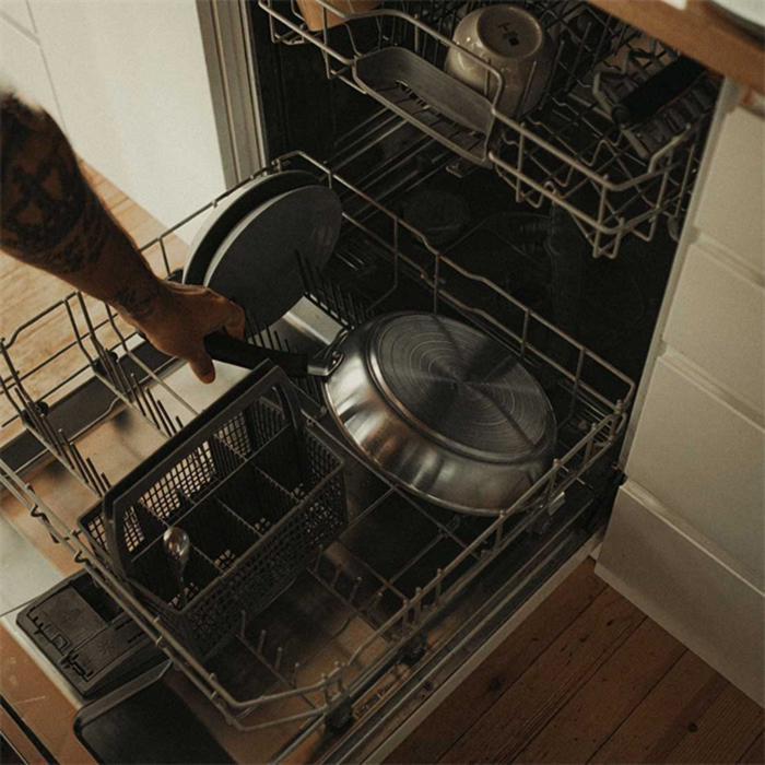 Stekpanna Fiskars Functional Form 24 cm