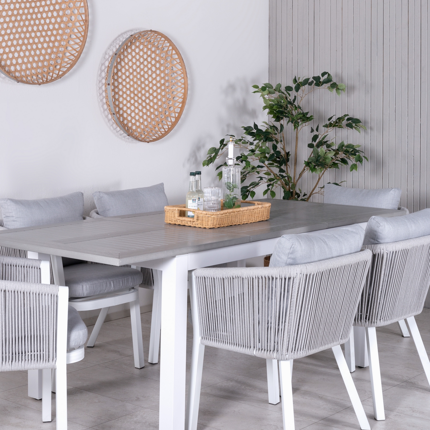 Matgrupp Venture Home Aleyna med 6 Virya Matstolar