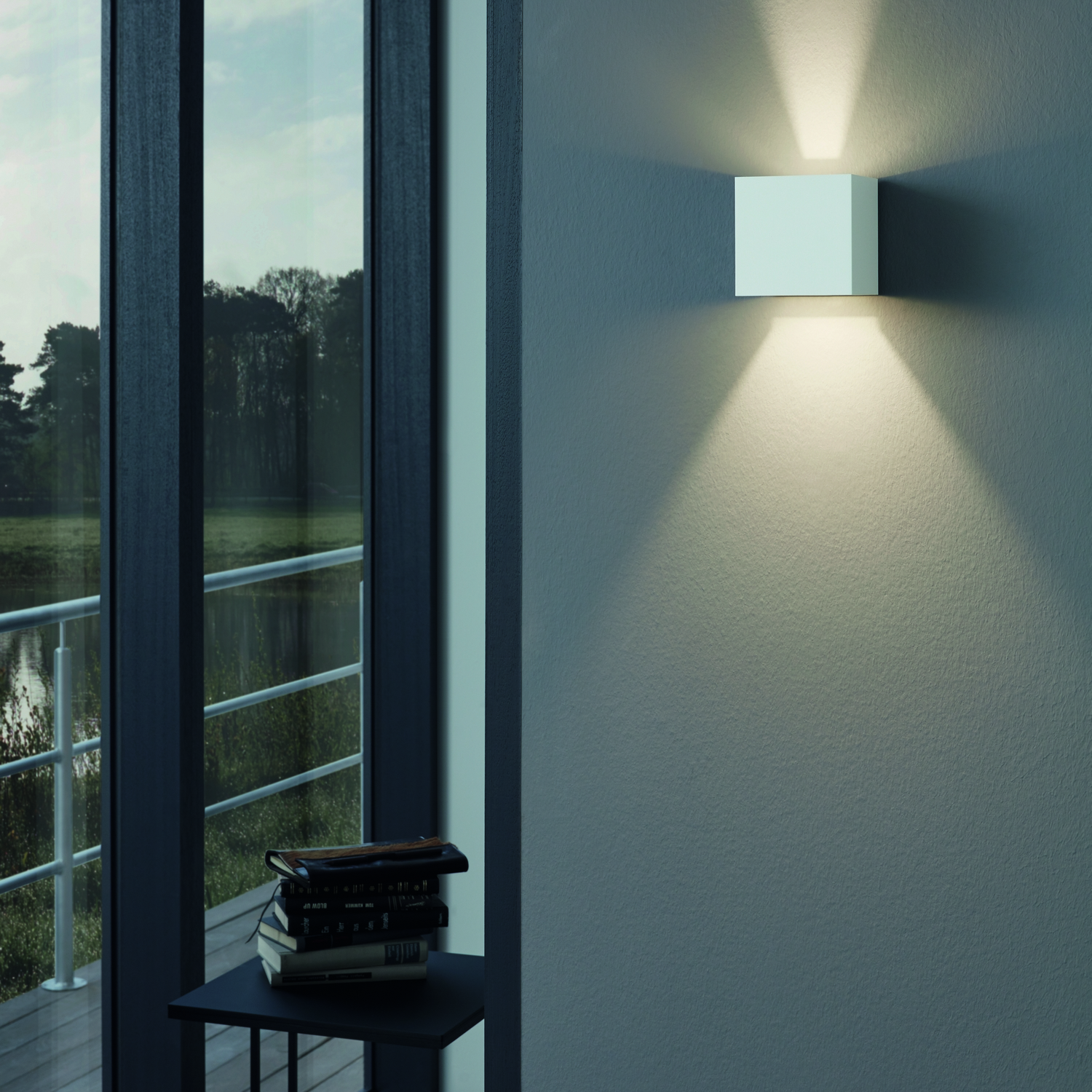 Vägglampa Eglo Calpino