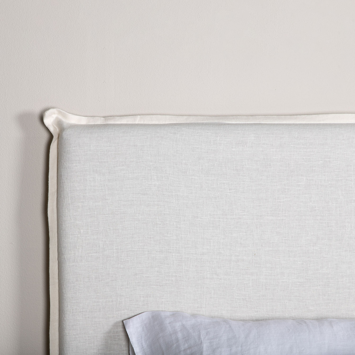 Överdrag till Sänggavel Venture Home Signe