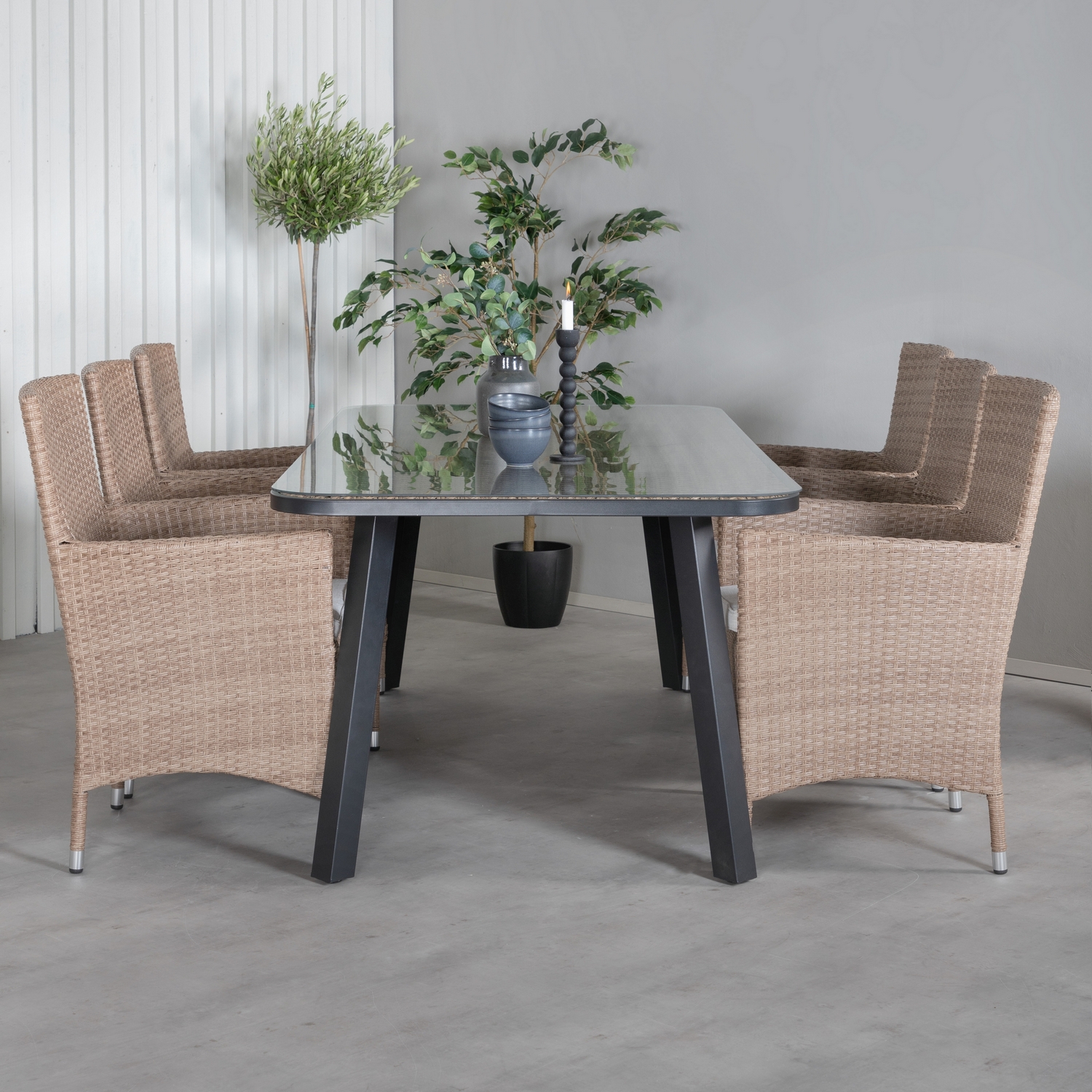 Matgrupp Venture Home Peoria med 6 Milwa Matstolar