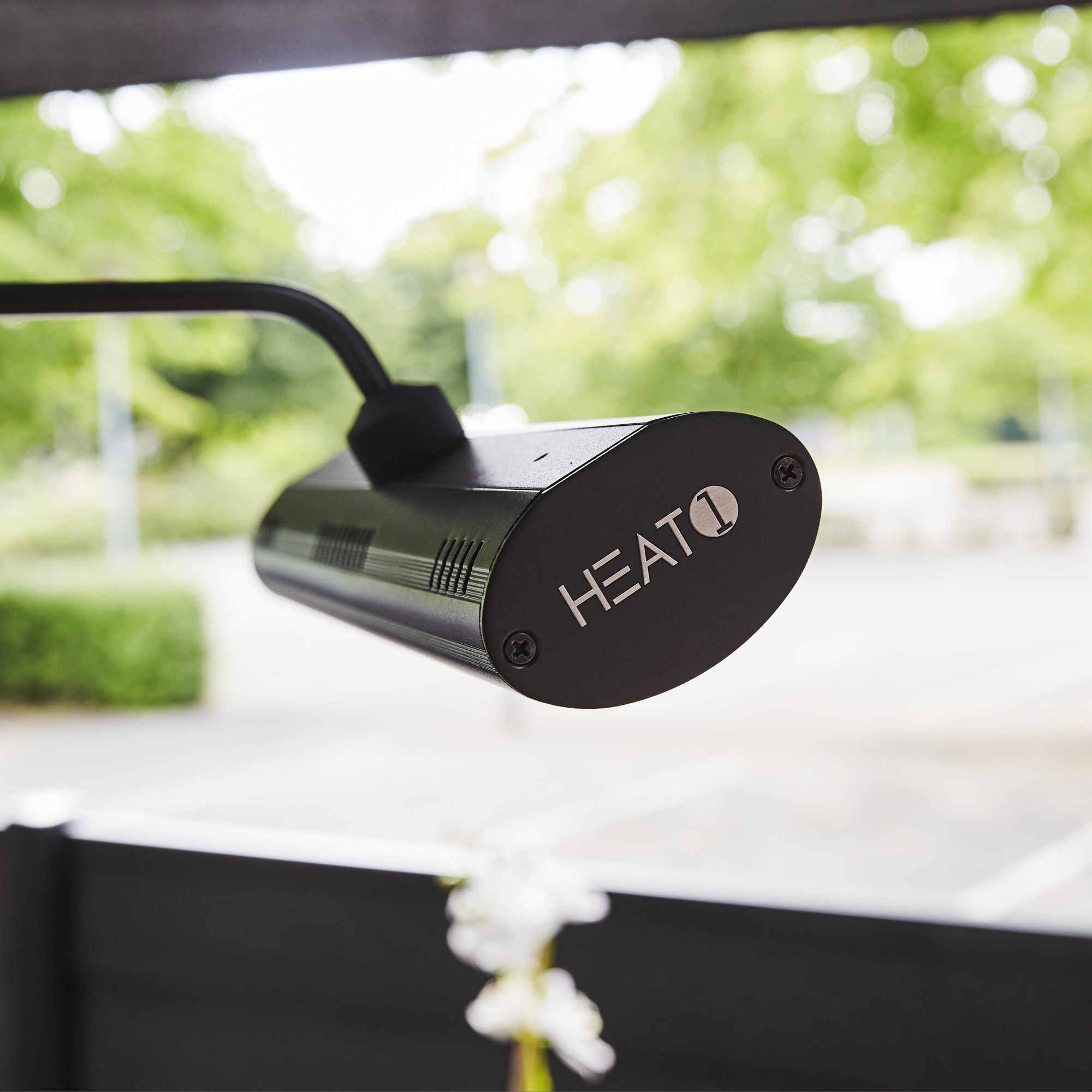 Infravärmare HEAT1 ECO High-line 3x670W Terrassvärmare för Parasol, Svart Aluminium