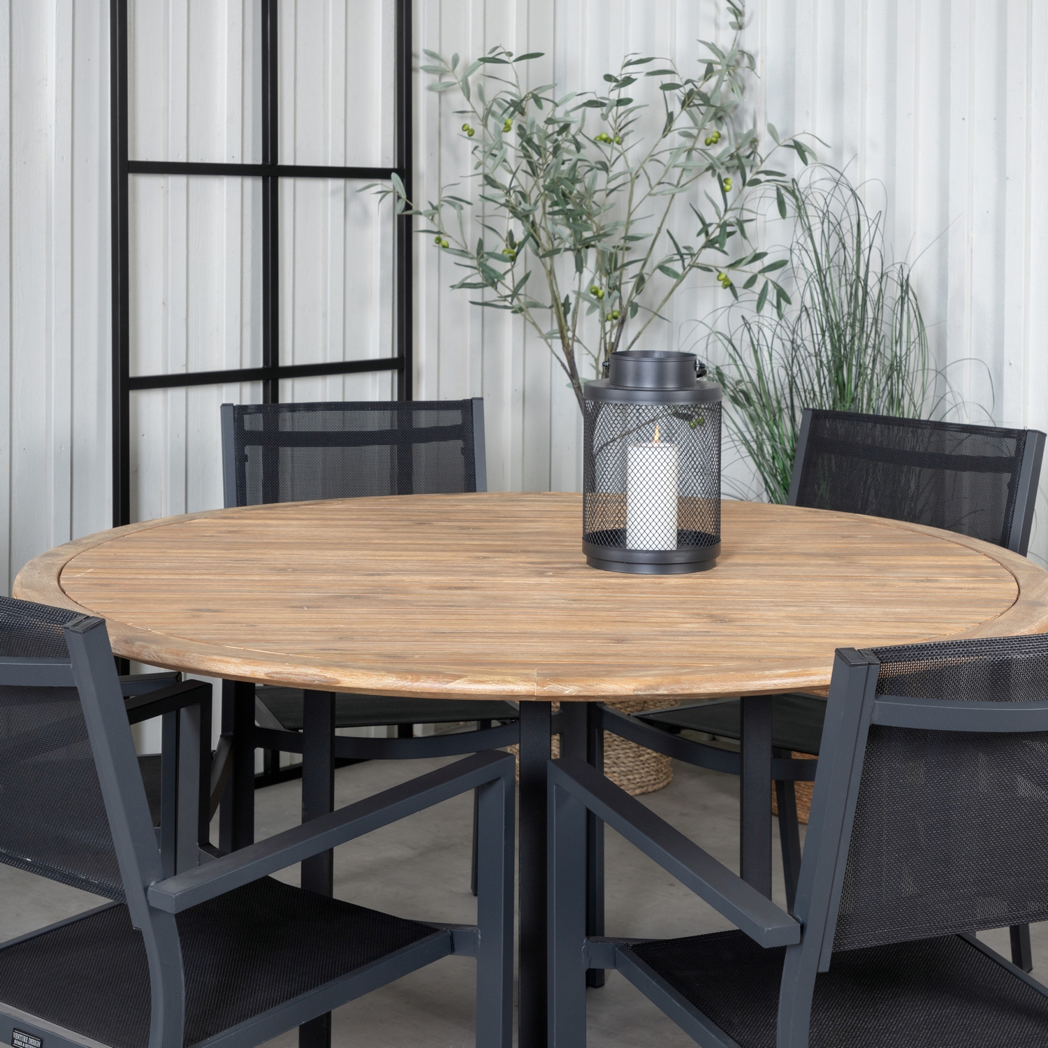 Matgrupp Venture Home Zurc med 6 Curz Stapelbara Matstolar