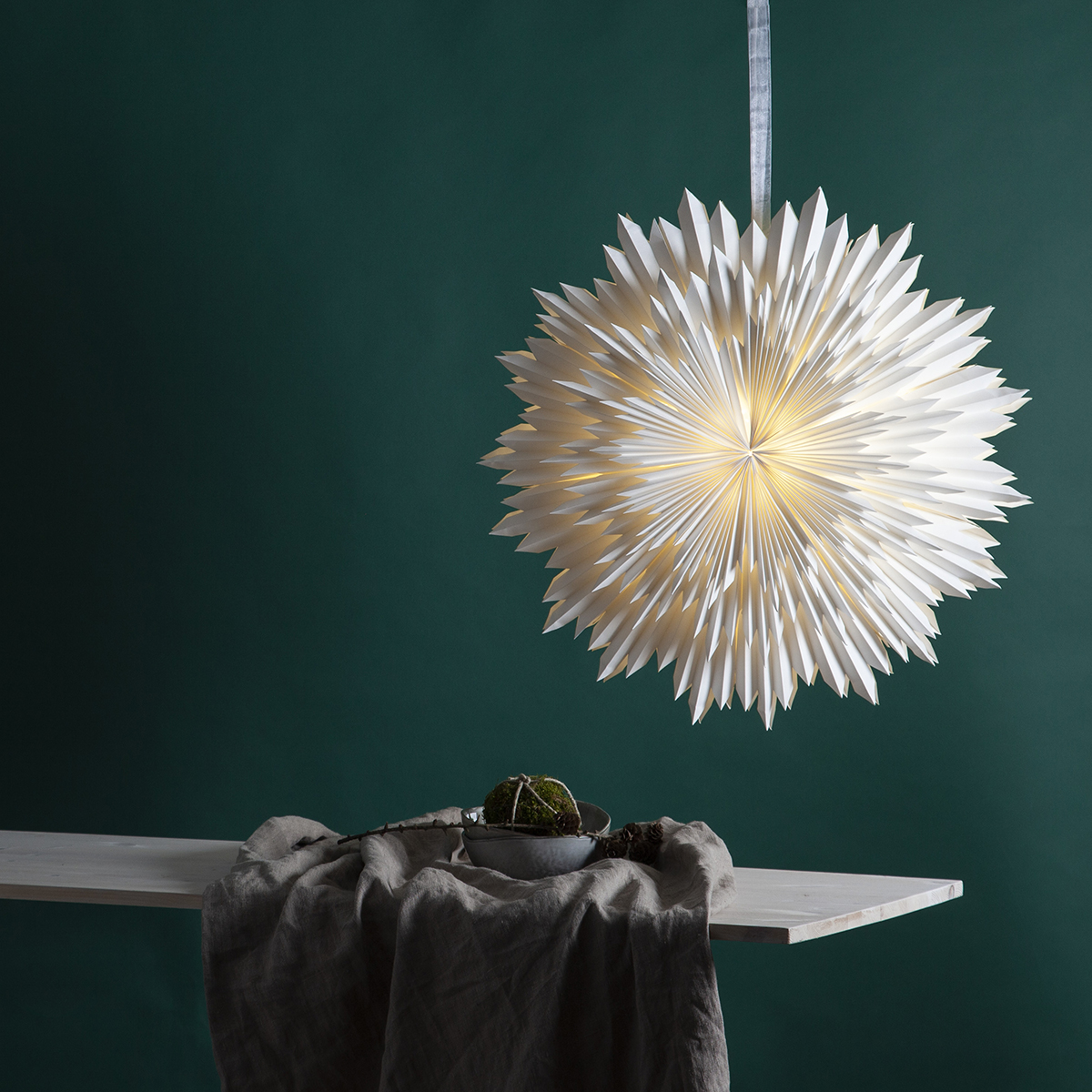 Adventsstjärna Star Trading Ice Papperstjärna